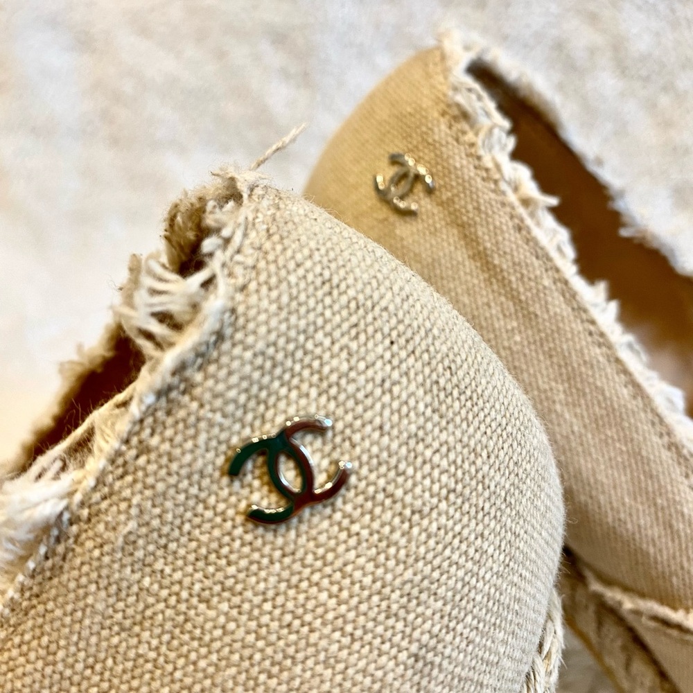 CHANEL Canvas Cap Toe Espadrille Booties (39.5) - Picture 2 of 15